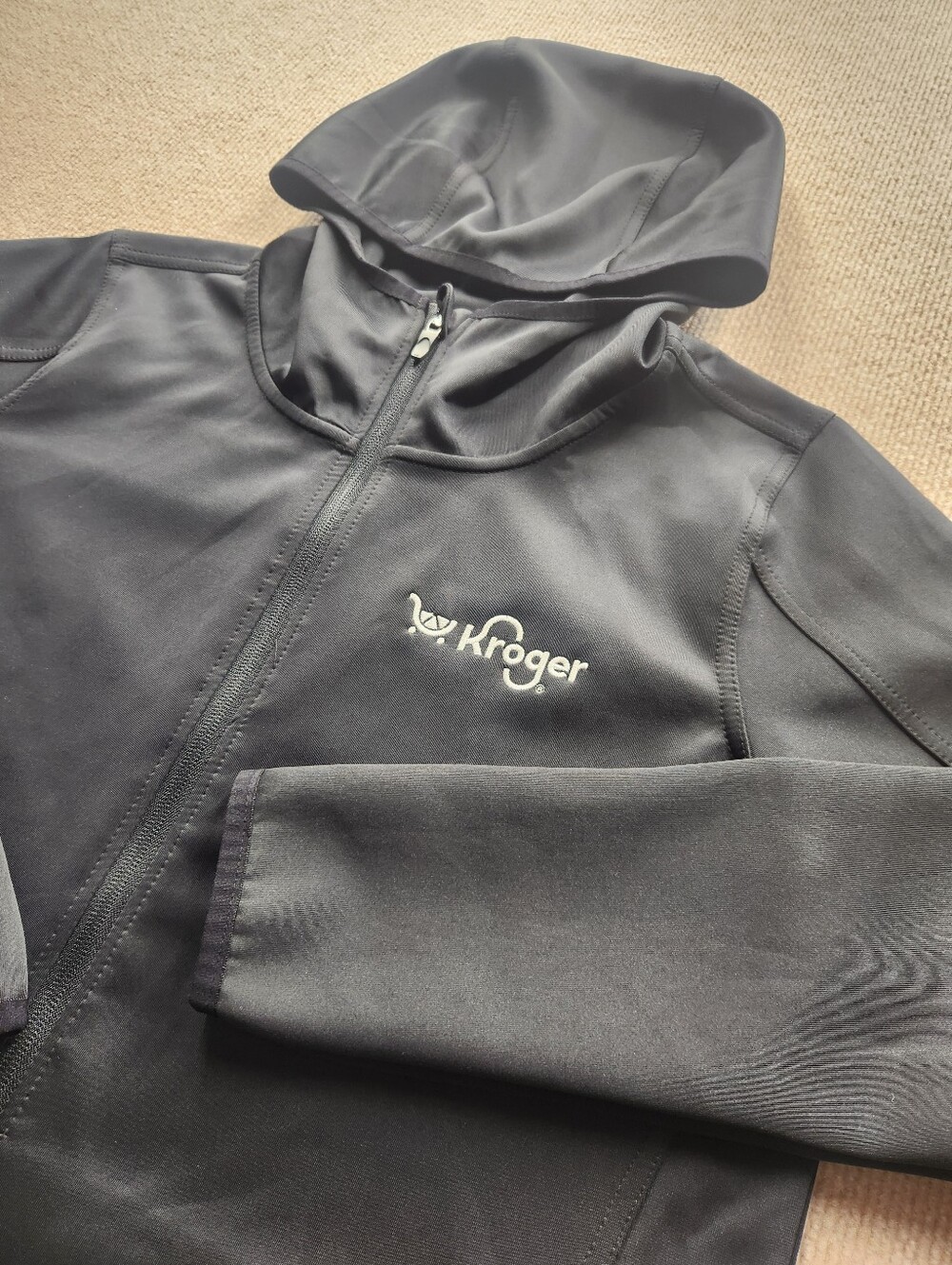 OGIO Endurance Women's L Active Fit Black Full-Zip Hooded Jacket Kroger Logo